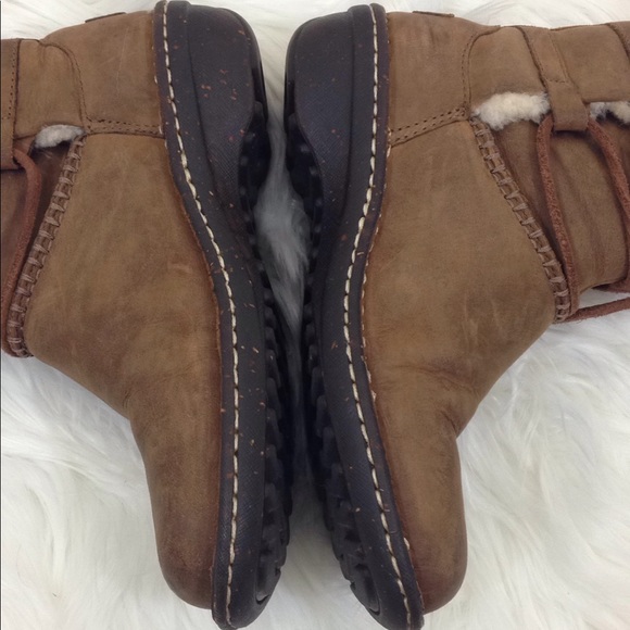 Ugg Women's Caspa Shearling Leather Boots Brown 6 - Picture 5 of 8